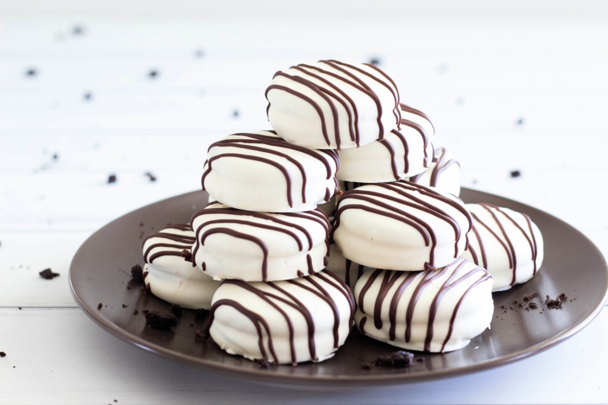 White Chocolate Oreos